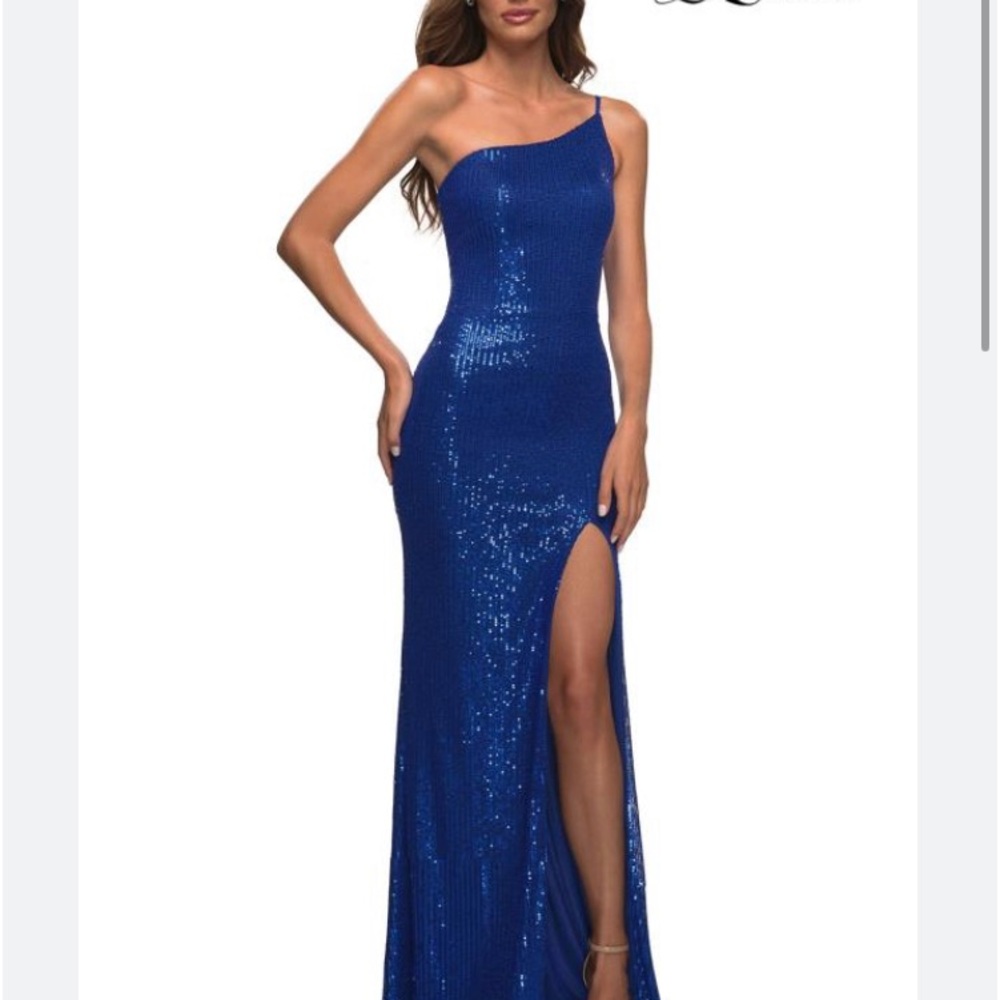 Prom dress Royal Blue One-Shoulder Sequin Jersey Gown
LA FEMME